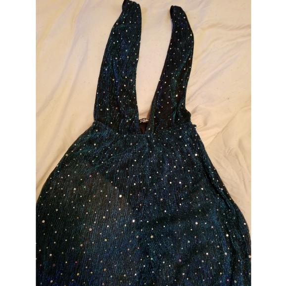 💸SOLD💸 Shimmer & Glitter Plunge Catsuit/Jumpsuit - Picture 5 of 6